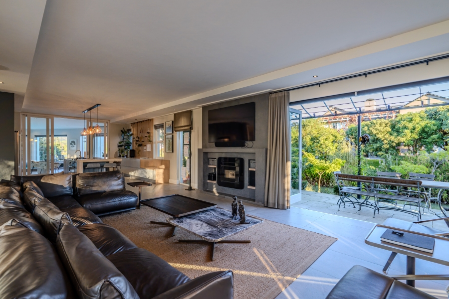 4 Bedroom Property for Sale in Val De Vie Estate Western Cape
